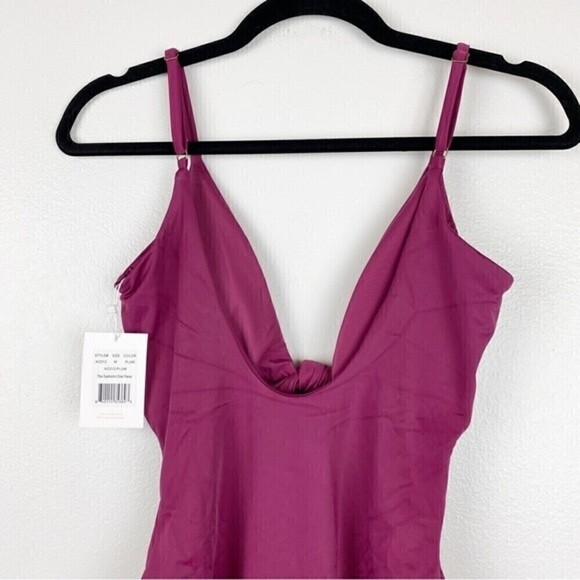 Andie The Santorini One Piece Swimsuit Cut-Out Plum Size M NWT - Picture 9 of 11